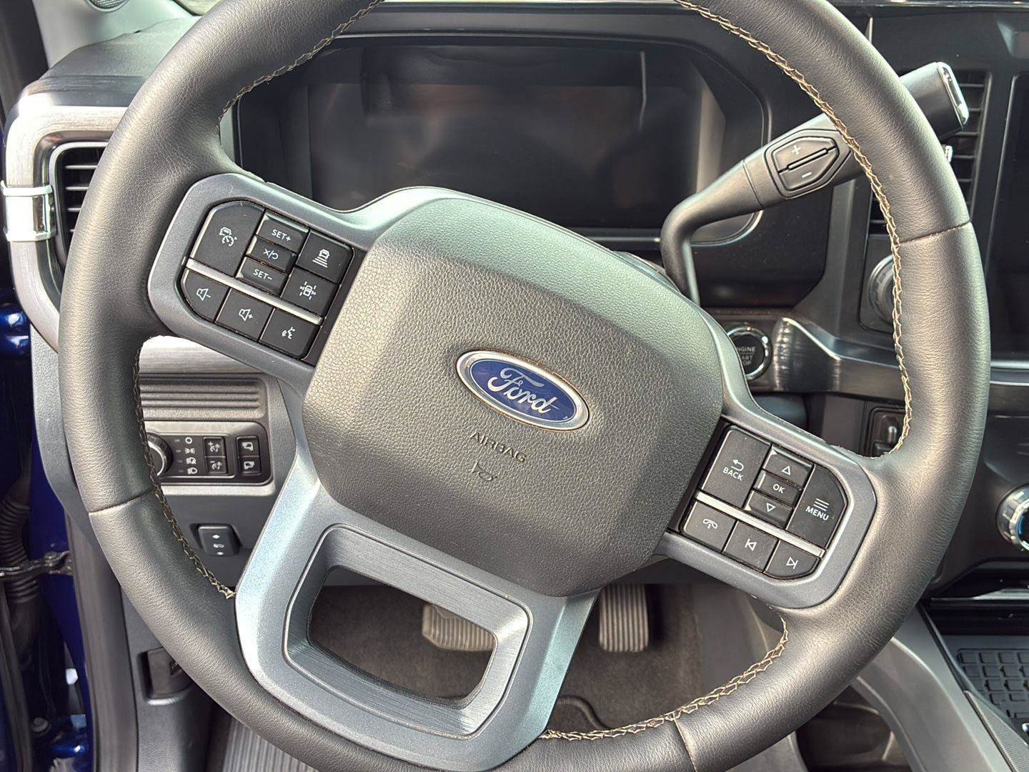 Used 2026 Ford F350 Lariat w/ Lariat Premium Package AWD/4WD image 19