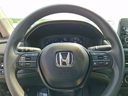 Used 2024 Honda Accord EX image 20
