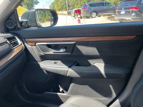 Used 2017 Honda CR-V EX image 29