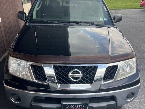 Used 2009 Nissan Frontier SE w/ SE Value Truck Pkg AWD/4WD image 5