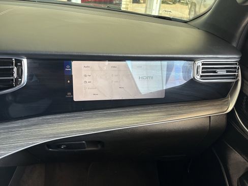 Used 2023 Jeep Wagoneer L Series III w/ Premium Group I image 31