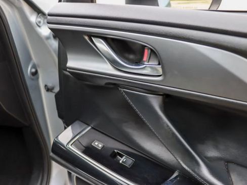 Used 2016 MAZDA CX-9 Touring image 40