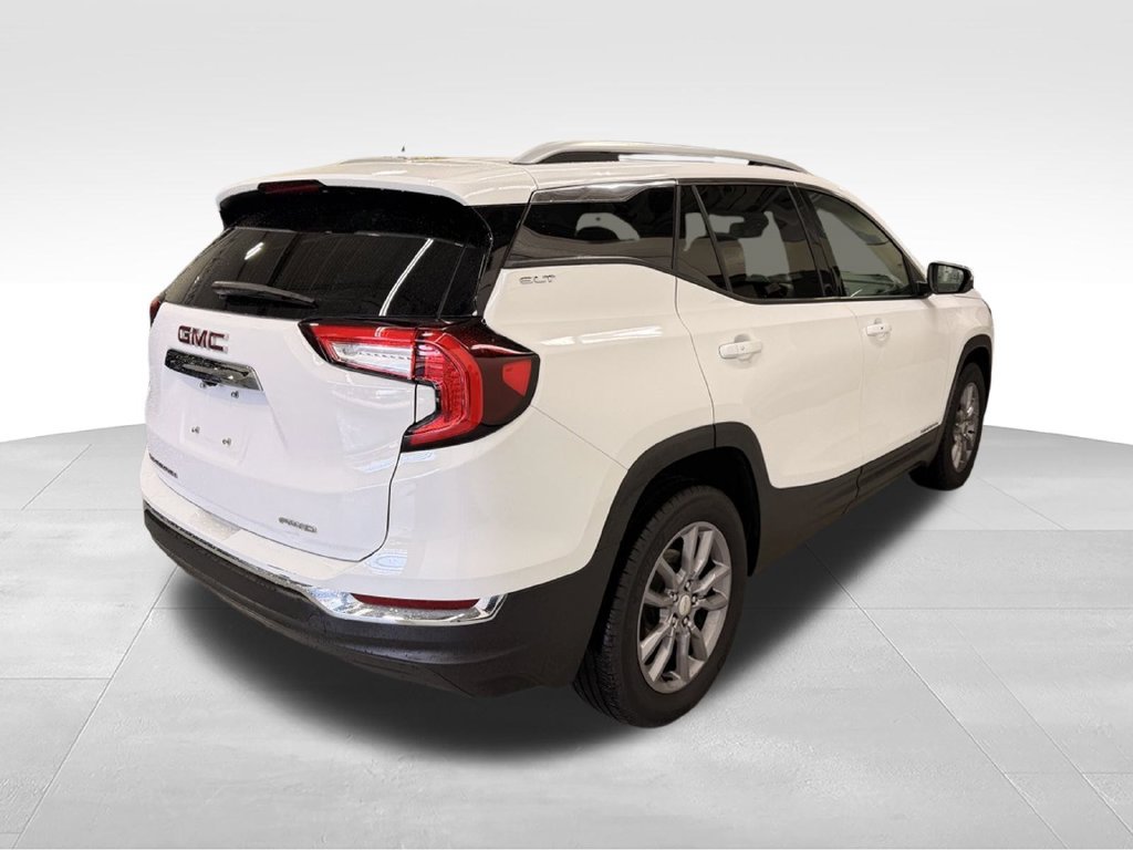 Used 2024 GMC Terrain SLT AWD/4WD image 6
