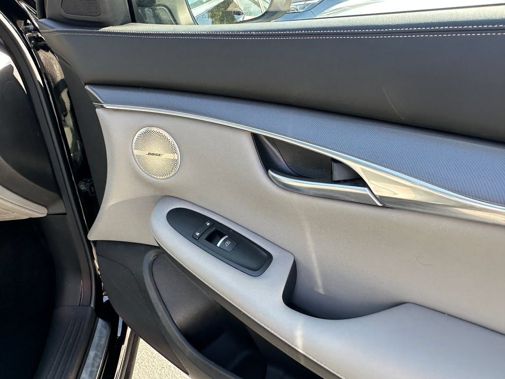 Used 2023 INFINITI QX50 Luxe FWD image 18