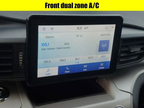 Used 2022 Ford Explorer XLT image 18