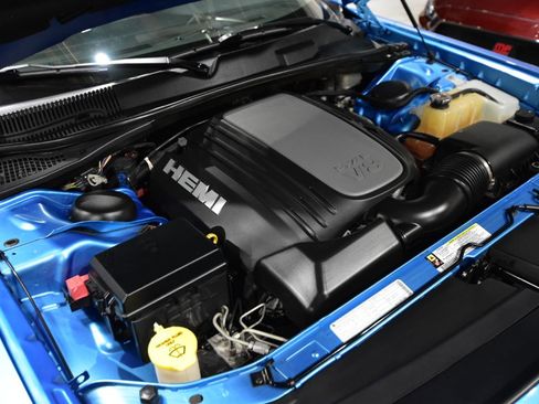 Used 2009 Dodge Challenger R/T RWD image 45