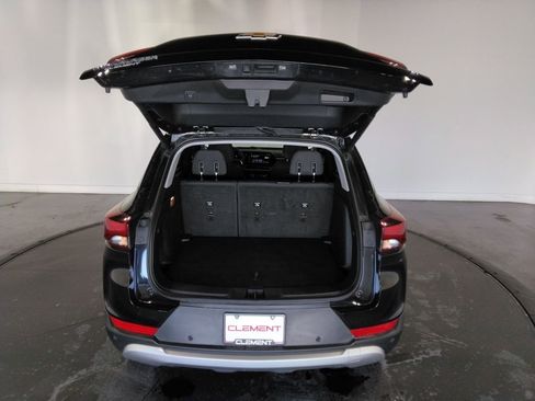 Used 2024 Chevrolet TrailBlazer LT w/ Convenience Package FWD image 9