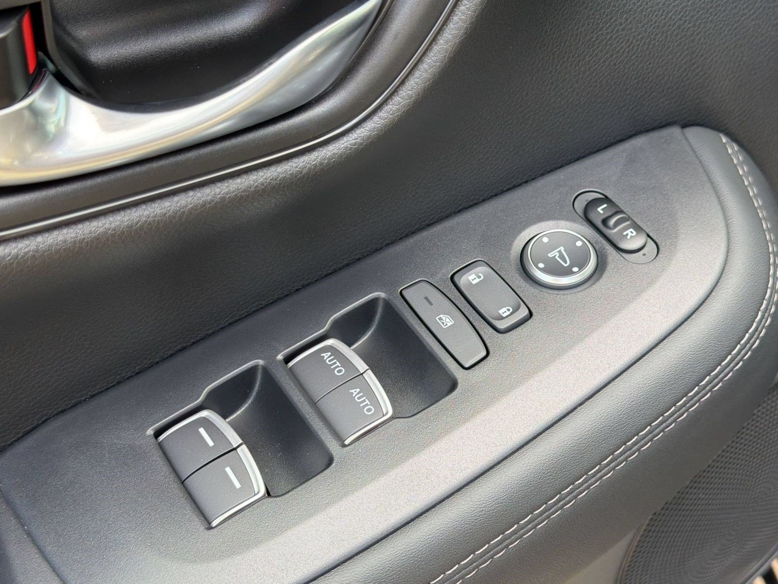 New 2027 Honda HR-V EX-L image 23