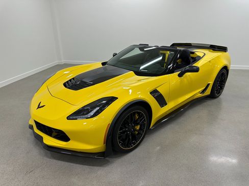 Used 2016 Chevrolet Corvette Z06 w/ C7.r Special Edition image 36