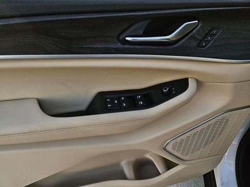 New 2026 Jeep Grand Cherokee L Limited RWD image 16