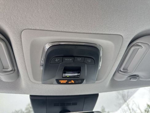 New 2025 Toyota Corolla Cross LE image 21