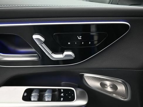 New 2026 Mercedes-Benz GLC 300 image 21