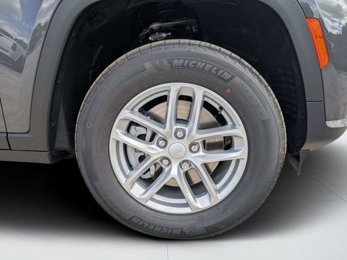 New 2026 Jeep Grand Cherokee L 2WD image 10