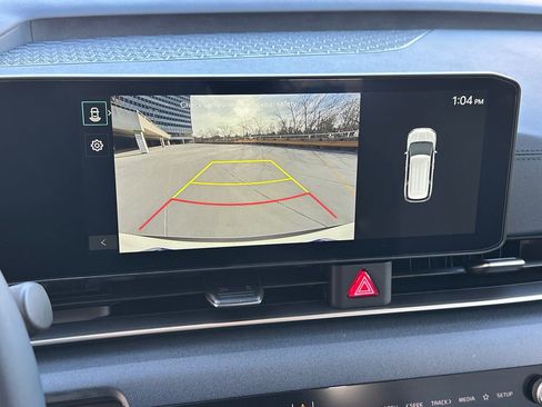 New 2026 Kia Carnival EX FWD image 28