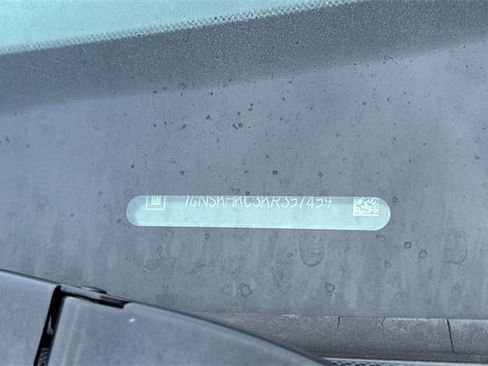 Used 2019 Chevrolet Suburban LT image 8