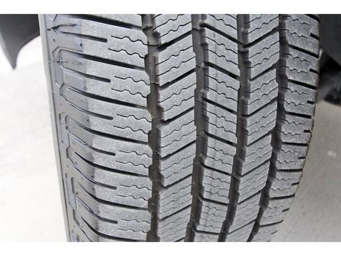 Used 2021 Chevrolet Colorado LT w/ LT Convenience Package image 29