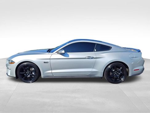 Used 2019 Ford Mustang GT Premium w/ Black Accent Package RWD image 2