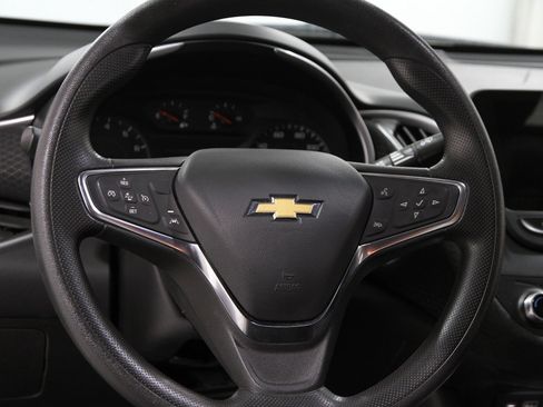 Certified 2025 Chevrolet Malibu LT image 7