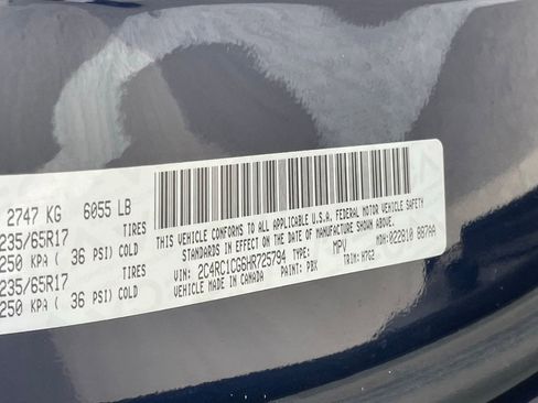 Used 2017 Chrysler Pacifica LX image 10