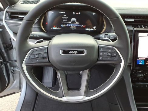 New 2025 Jeep Grand Cherokee Limited image 20