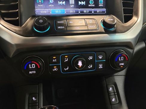 Used 2017 GMC Acadia SLT FWD image 9