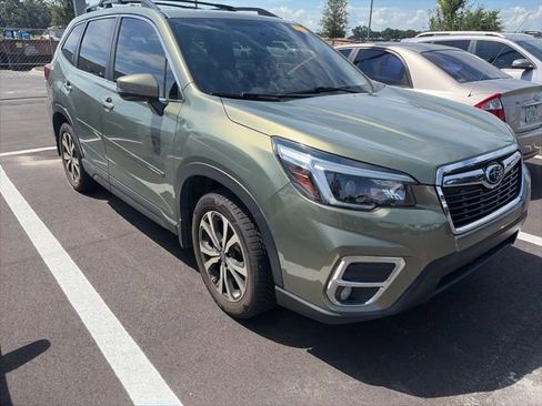 Used 2021 Subaru Forester Limited AWD/4WD image 1