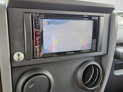 Used 2009 Jeep Wrangler X AWD/4WD image 14