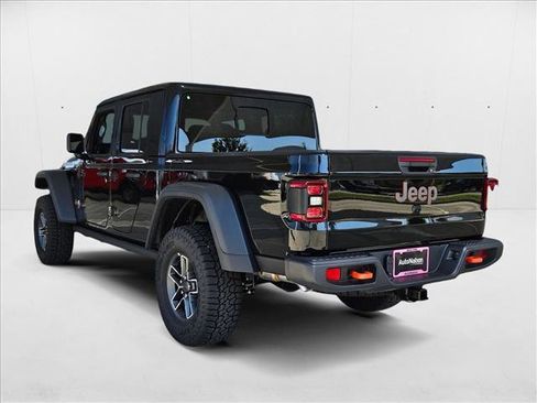 New 2025 Jeep Gladiator Mojave w/ Convenience Group image 9