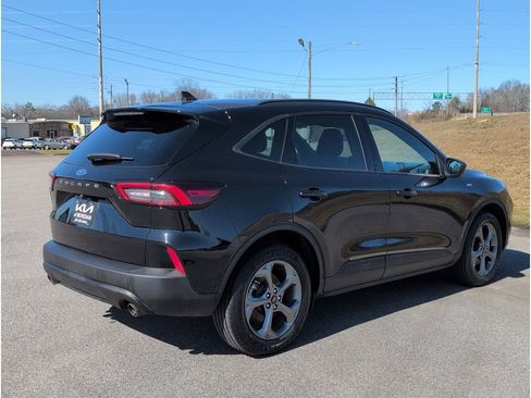 Used 2025 Ford Escape ST-Line image 5