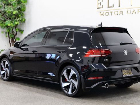 Used 2018 Volkswagen GTI 4-Door FWD image 3