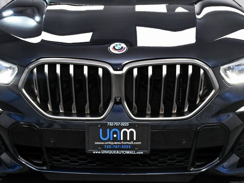 Used 2023 BMW X6 M50i w/ Executive Package image 91