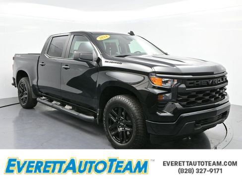 Used 2024 Chevrolet Silverado 1500 Custom w/ Turbomax Blackout Package image 1