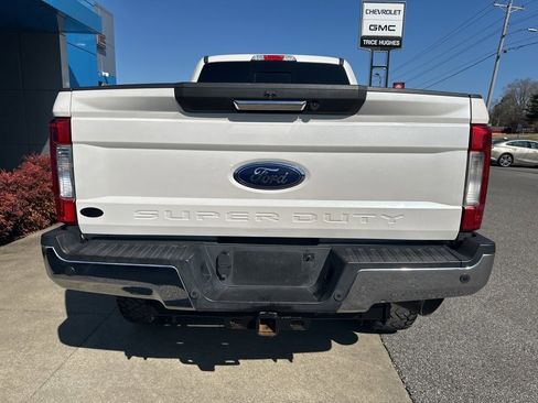 Used 2018 Ford F250 Lariat w/ Lariat Value Package image 9