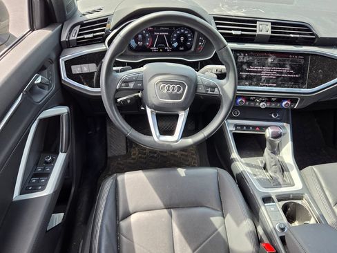 Used 2023 Audi Q3 2.0T Premium w/ Convenience Package AWD/4WD image 12