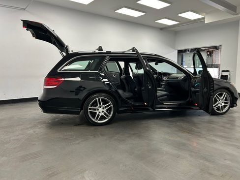 Used 2014 Mercedes-Benz E 350 4MATIC Wagon image 25
