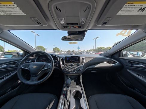 Used 2024 Chevrolet Malibu LT FWD image 14