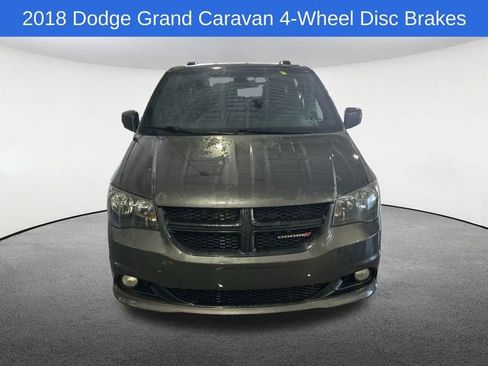 Used 2018 Dodge Grand Caravan SE image 16