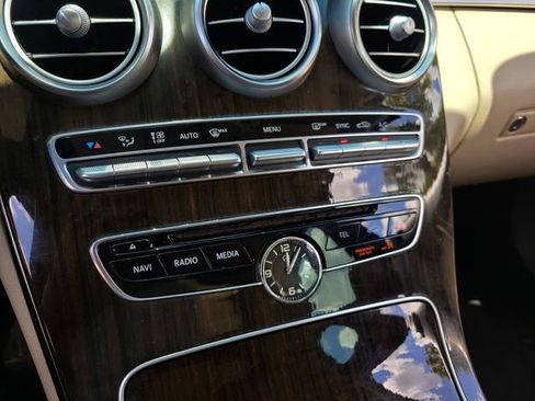 Used 2017 Mercedes-Benz C 300 Sedan image 29