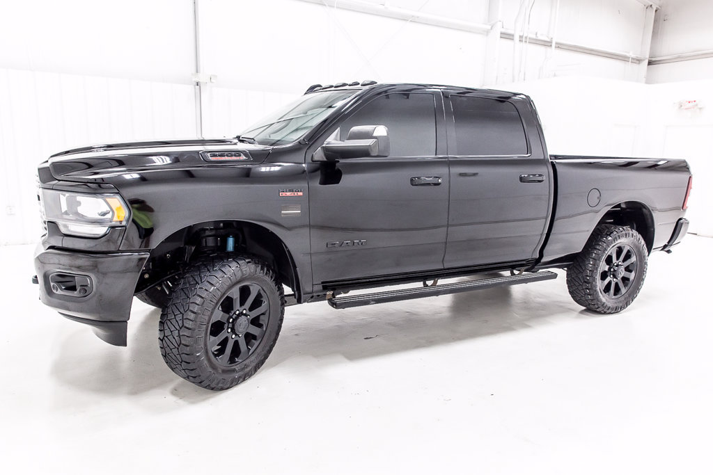 Used 2019 RAM 2500 Lone Star w/ Black Appearance Package AWD/4WD image 3