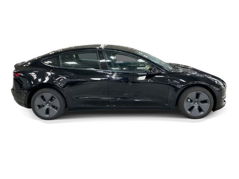 Certified 2022 Tesla Model 3 Long Range AWD/4WD image 7