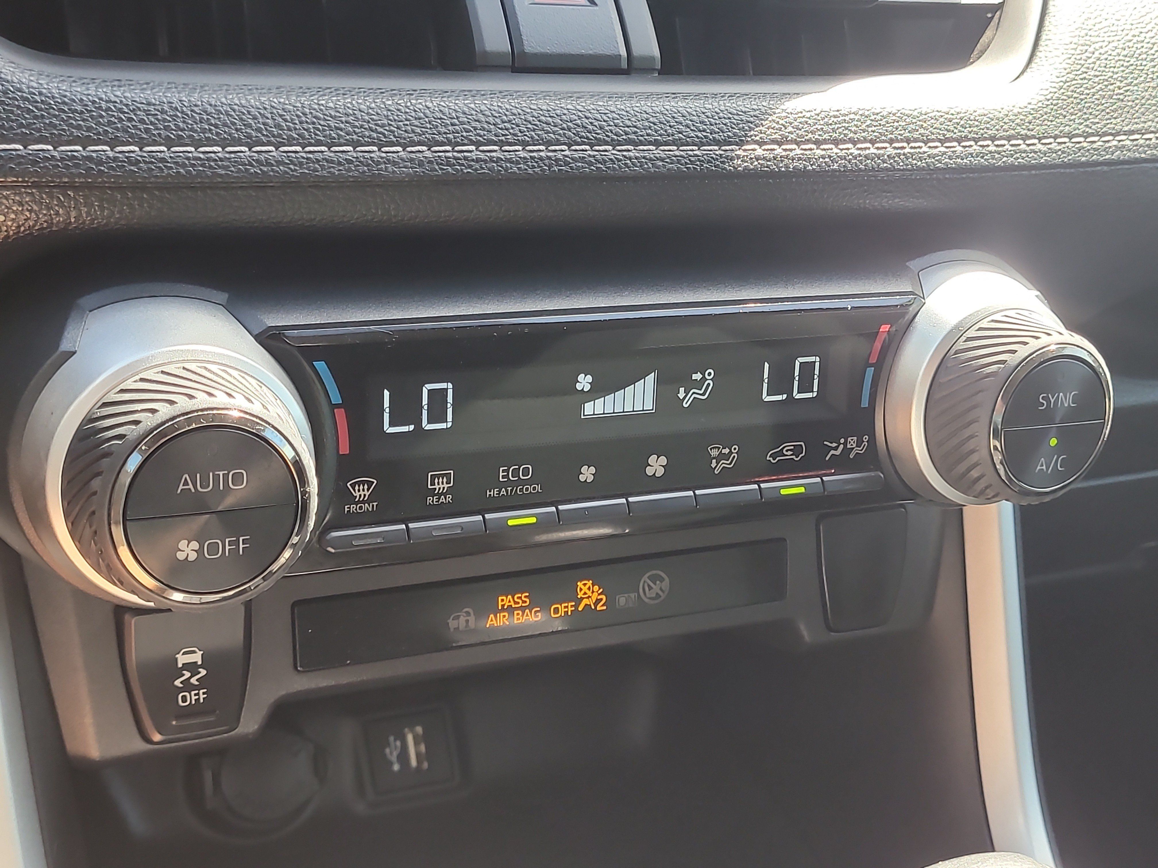 Certified 2025 Toyota RAV4 Woodland Edition AWD/4WD image 25