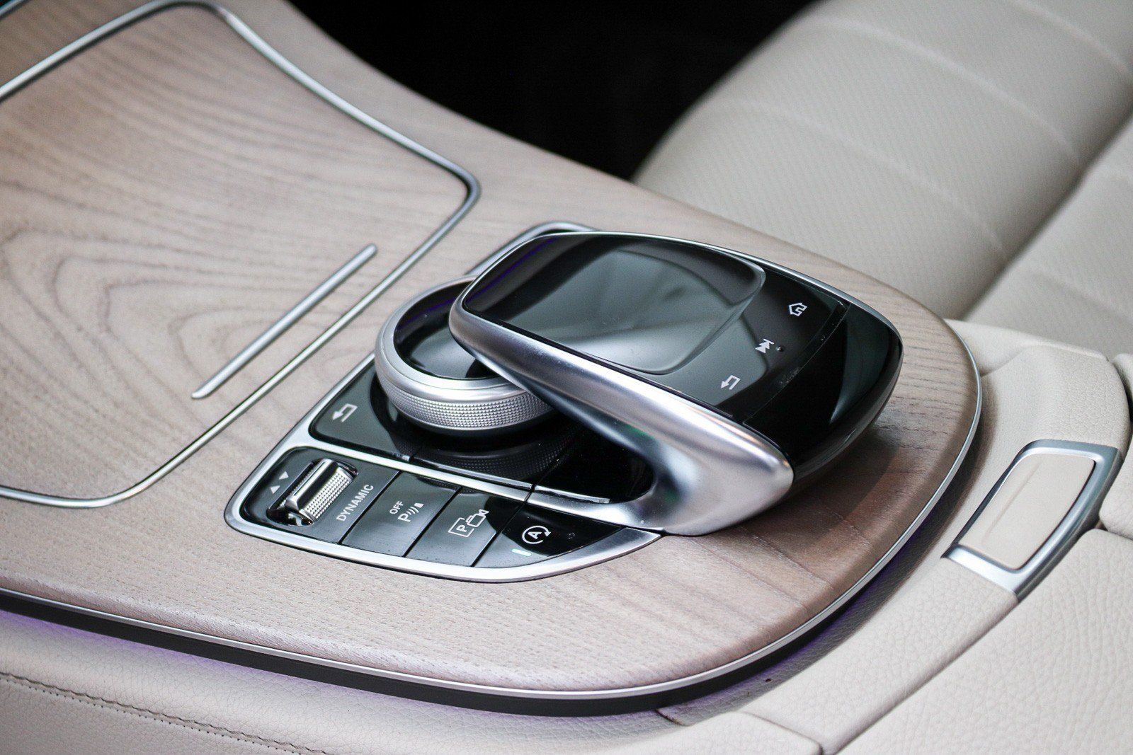 Used 2019 Mercedes-Benz E 450 Coupe image 24