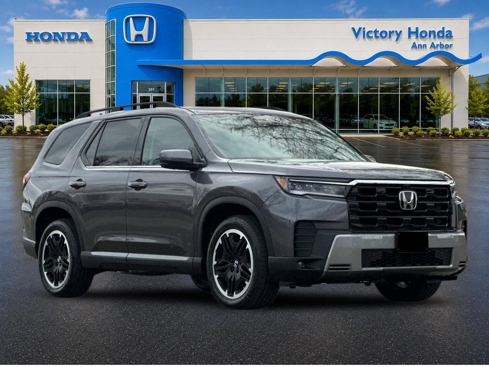 New 2026 Honda Pilot Touring image 2