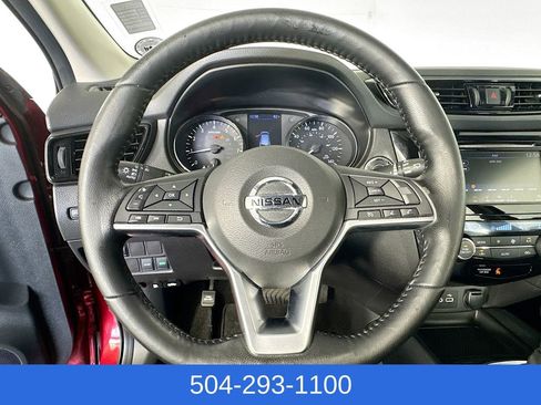 Used 2021 Nissan Rogue Sport SV FWD image 13