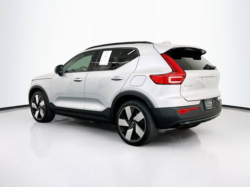 Used 2024 Volvo XC40 Recharge Ultimate w/ Protection Package Premier image 5
