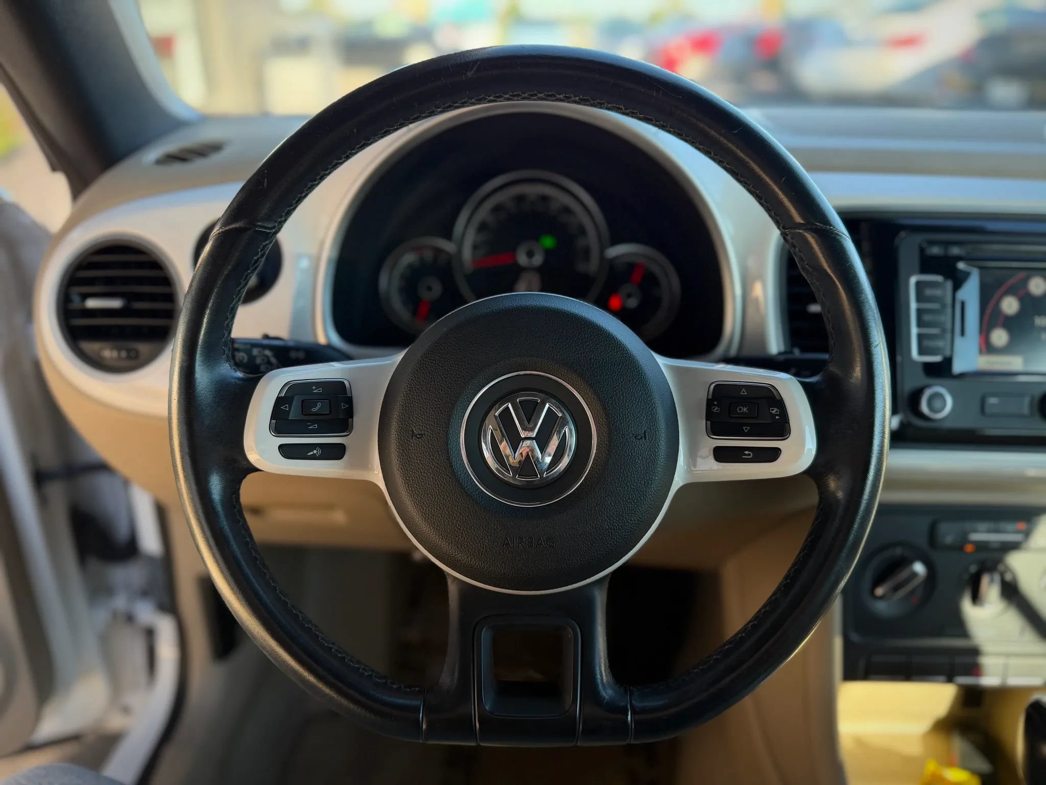 Used 2013 Volkswagen Beetle 2.5 FWD image 7