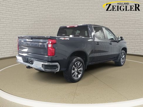 Used 2022 Chevrolet Silverado 1500 LT image 5