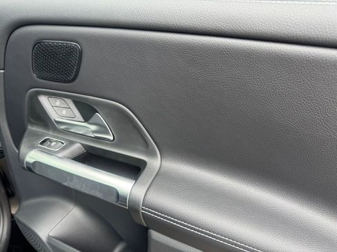 New 2026 Mercedes-Benz GLB 250 4MATIC image 20