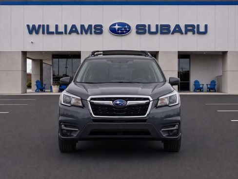 Used 2018 Subaru Forester 2.5i Premium AWD/4WD image 6