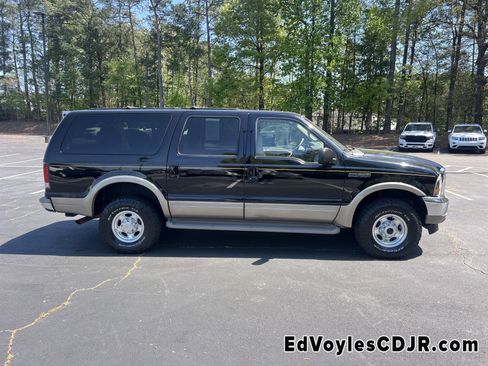 Used 2000 Ford Excursion Limited image 9